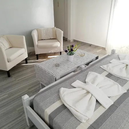 Giorgia Lodging Apartment